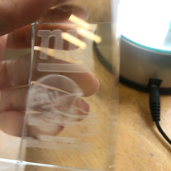 New York Giants Football Team Laser Light 3D‎ Crystal - Picture 6 of 7